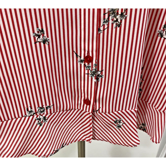 Joan Rivers Red & White Blouse Relaxed size 6 Striped & Floral Classic Casual - Picture 5 of 11